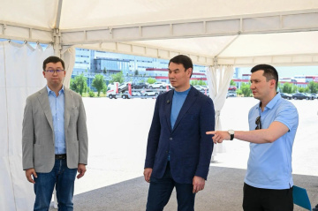Дархан Сатыбалды посетил Индустриальную зону Алматы