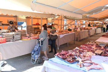 80 фермеров, 65 поставщиков мяса и 42 производителя молочной продукции представлены на ярмарках выходного дня Алматы